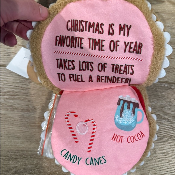 🤍Mud Pie Reindeer Snacks Puppet Book - Picture 2 of 7